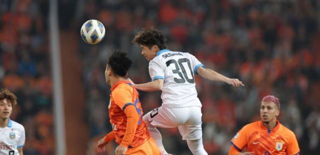 开云体育-亚冠1/8决赛首回合：防线漏洞多 泰山2比3川崎前锋