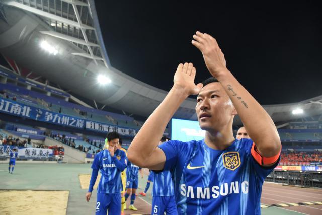 开云-沪媒曝吴曦将迎第二个孩子 留上海方便照顾妻儿